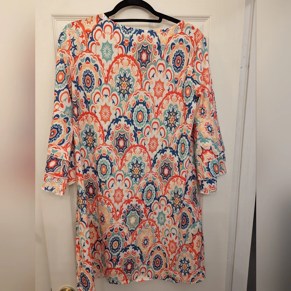 Colorful Red And Blue Short Boho Dress with flare sleeves size medium - Picture 2 of 8